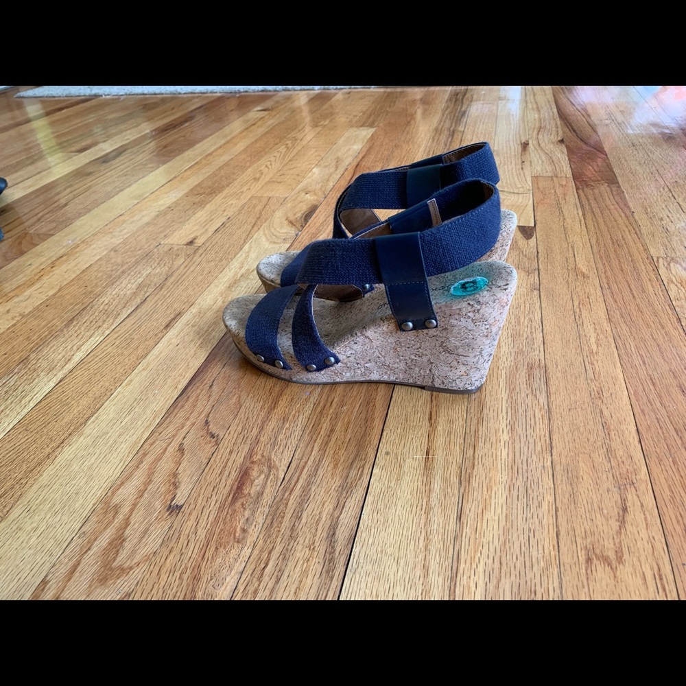 Lucky Brand sandals